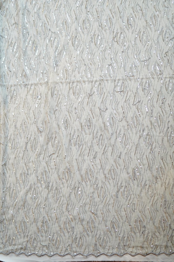 Beaded lace light grey