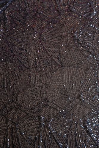 Sequin fabric stretching